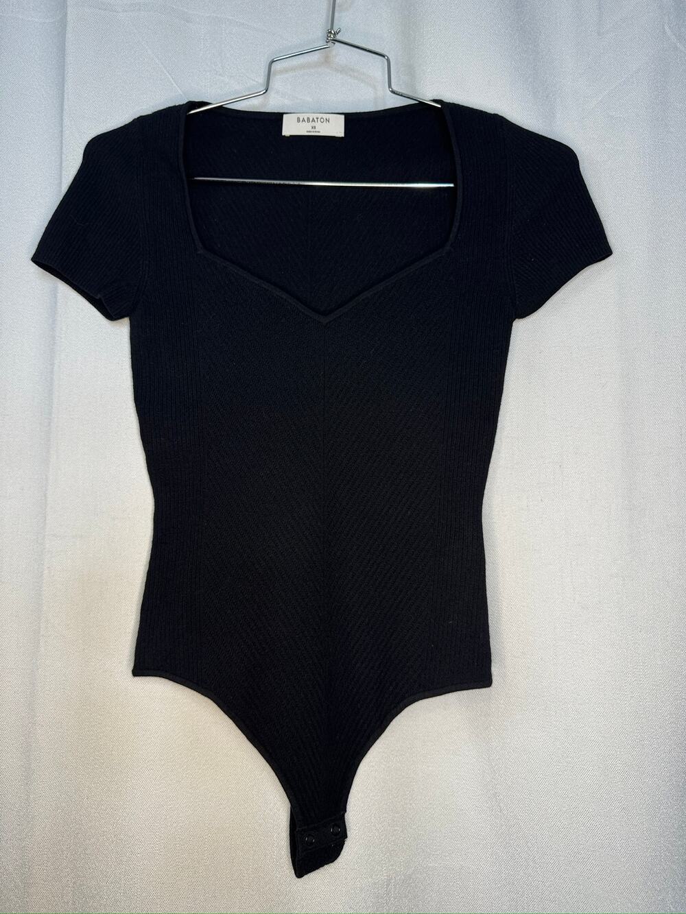 422. Babaton Aritzia Black Textured Sweetheart Neckline Bodysuit Size XS